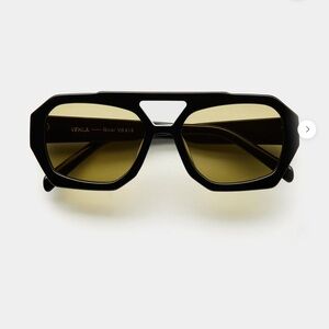 Vehla River Sunglasses in Black / Khaki